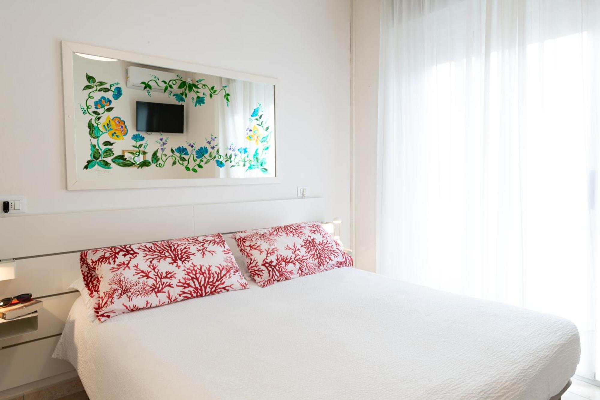 Hotel Le Petit 3*