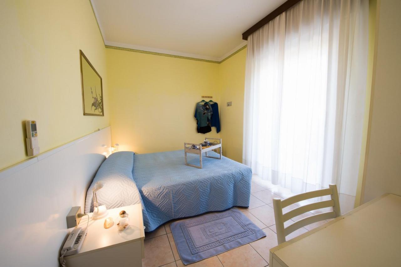 Le Petit Hotel