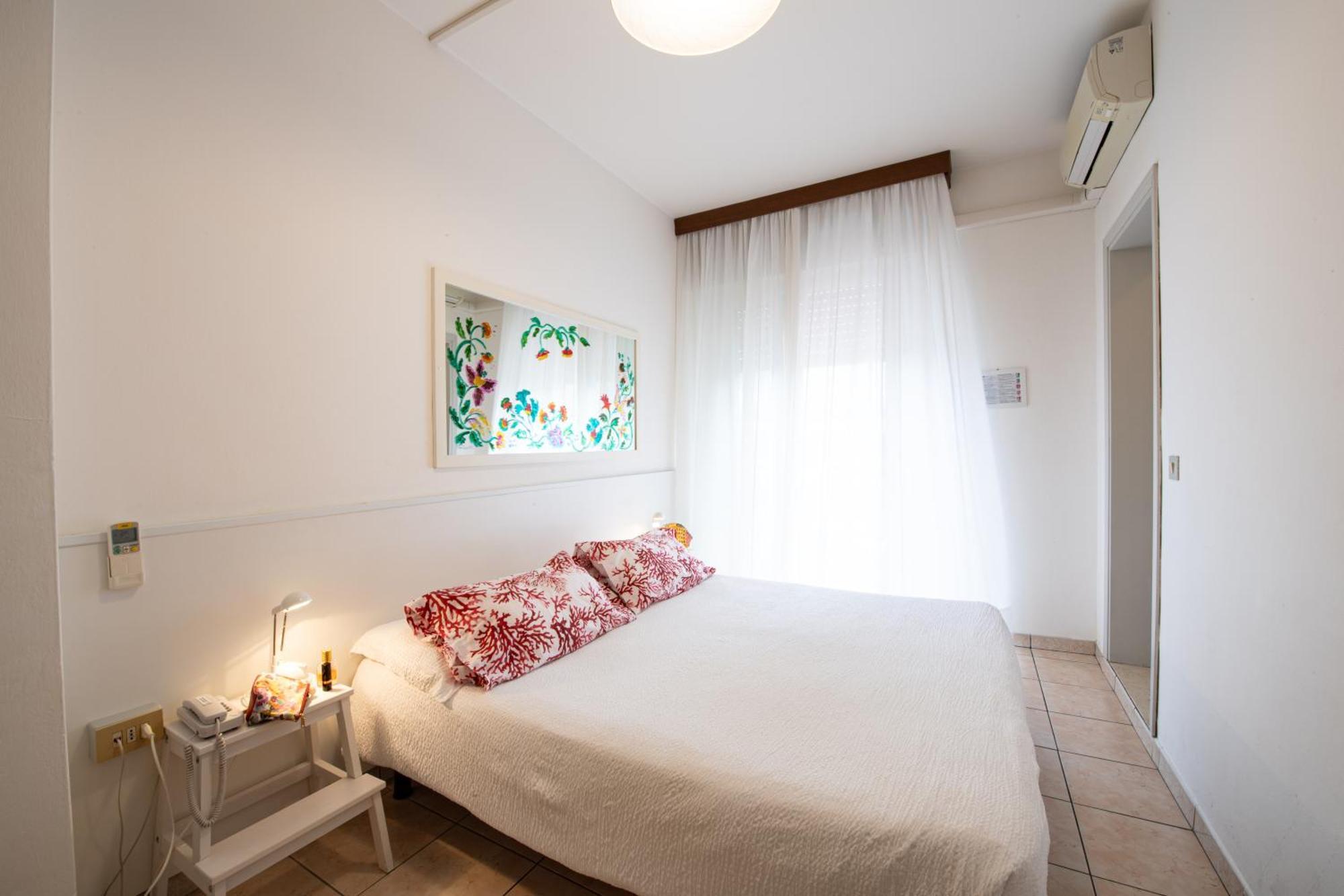 Le Petit Hotel